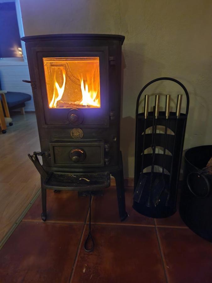 Warm And Cozy Cottage, Great Location Kvaloya Eksteriør billede